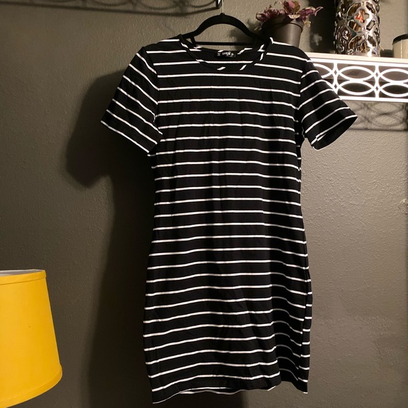 SHEIN B/W Stripped T-Shirt Dress - Picture 1 of 4